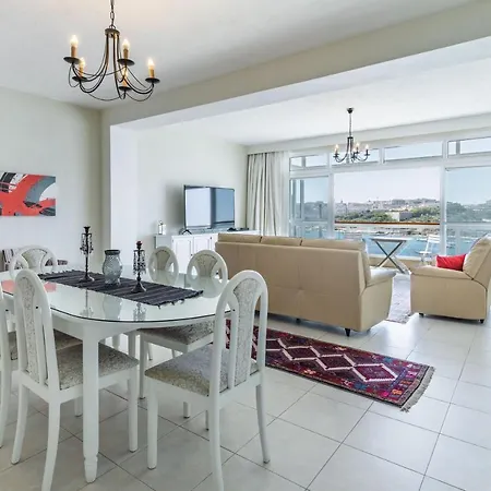 شقة Stunning - Seafront 3-bedroom 6th Floor *